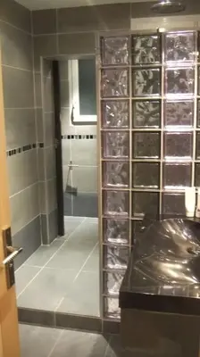 Salle de bains dans l'établissement APPARTEMENT PORTE CHAMPERRET