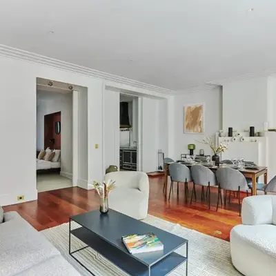 Apartment Louvre by Studio prestige