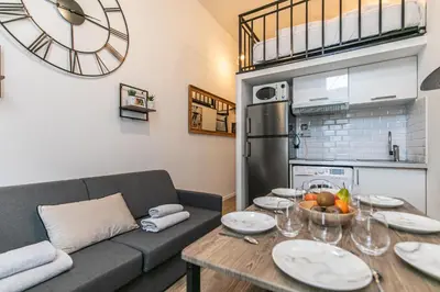Cuisine ou kitchenette dans l'établissement MBA - Splendide Appart - Patay 1 - Proche Bercy