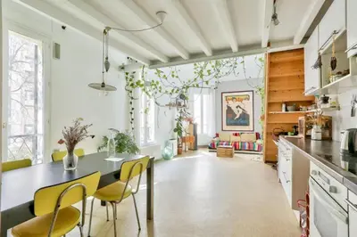 Cuisine ou kitchenette dans l'établissement calme et verdure à Paris