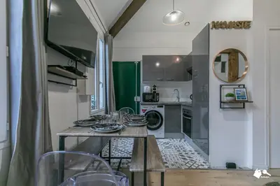Cuisine ou kitchenette dans l'établissement MBA - Splendide Appart - Patay 3 - Proche Bercy
