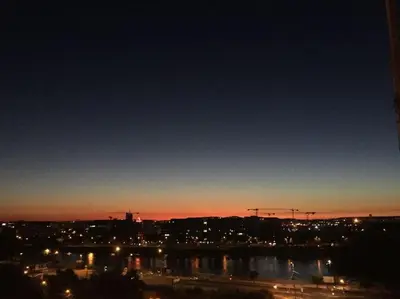 Lever ou coucher de soleil vu de l'appartement ou à proximité