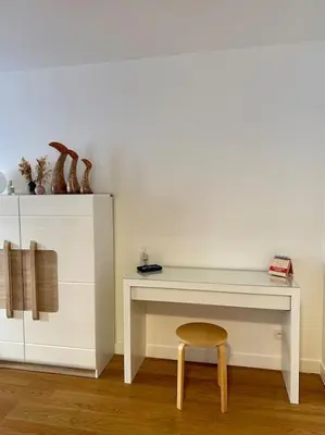 Plan de l'établissement Appartement 2 pièces 57m2 Terrasse sur cour Proche Paris Porte Maillot