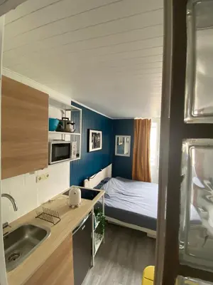 Cuisine ou kitchenette dans l'établissement Bright Central Flat PARIS