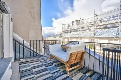 Balcon ou terrasse dans l'établissement Élégant T1 à 13 min du Musée du Louvre