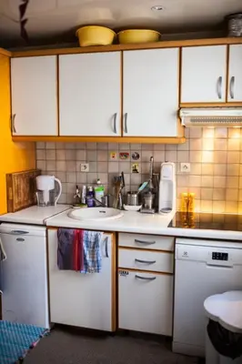 Cuisine ou kitchenette dans l'établissement Cozy Studio Near The Canal Saint Martin