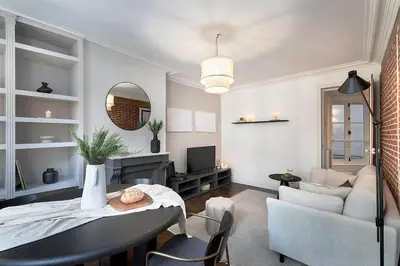 Coin salon dans l'établissement Angers - 1 chambre et balcon aux Halles