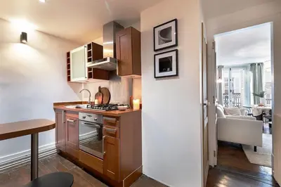 Coin salon dans l'établissement Angers - 1 chambre et balcon aux Halles