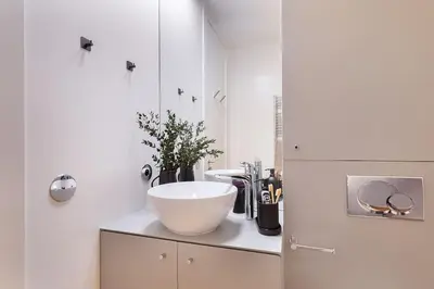 Salle de bains dans l'établissement Mulini - 1 chambre à Saint-Germain-Des-Prés