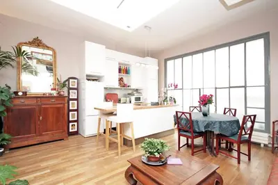 Cuisine ou kitchenette dans l'établissement Exotic Loft in Montmartre + terrace !
