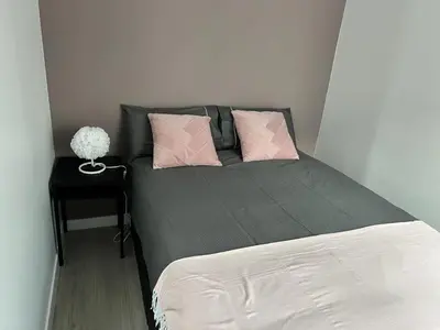 Un ou plusieurs lits dans un hébergement de l'établissement Montmartre Sacré Cœur Appartement Refait à Neuf Paris 18ème - 4 P