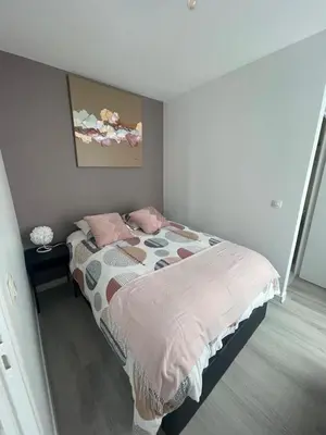 Un ou plusieurs lits dans un hébergement de l'établissement Montmartre Sacré Cœur Appartement Refait à Neuf Paris 18ème - 4 P