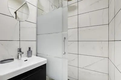 Salle de bains dans l'établissement Appartement Suite 43 aux Portes de Paris