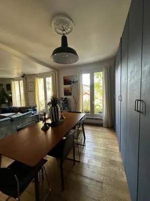 Plan de l'établissement Charmant Appartement Parisien