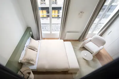 Coin salon dans l'établissement Noble Suites
