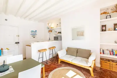 Cuisine ou kitchenette dans l'établissement GuestReady - Superb haven of peace in Marais