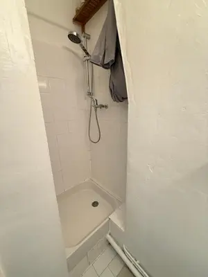 Salle de bains dans l'établissement Appartement proche Montmartre
