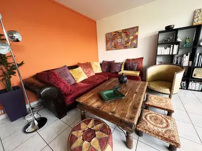 Coin salon dans l'établissement Appartement lumineux Père Lachaise