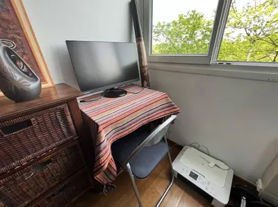 Télévision ou salle de divertissement dans l'établissement Appartement lumineux Père Lachaise