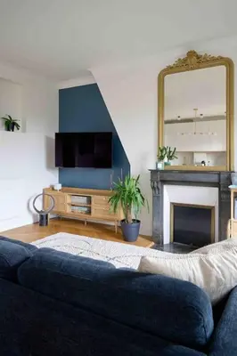 Télévision ou salle de divertissement dans l'établissement Marais - Parents Suite & Kids Room with Park View