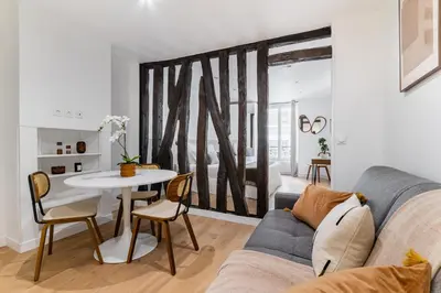 Cuisine ou kitchenette dans l'établissement Imhost 7 -Cosy apart Batignolles/Galerie Lafayette