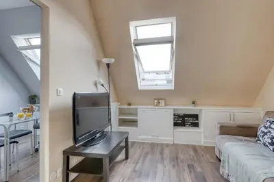 Cuisine ou kitchenette dans l'établissement Ideal & Comfy Cocoon at the Luxury Paris 16.
