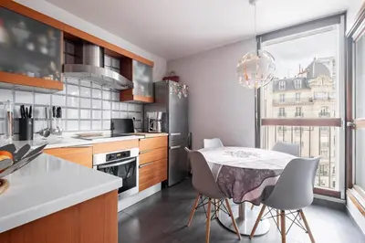 Cuisine ou kitchenette dans l'établissement Veeve - Fabulous on Faure