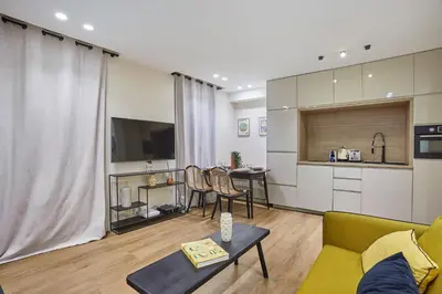 Cuisine ou kitchenette dans l'établissement Apartment Sacré coeur by Studio prestige