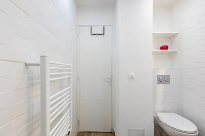 Salle de bains dans l'établissement GuestReady - 2BR Apt Paris Expo Porte Versailles