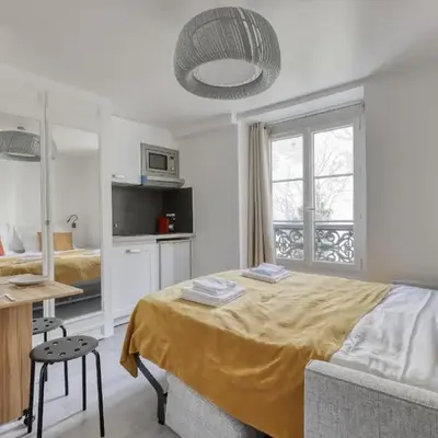 Branded New Cozy Studio in the Heart of Paris 17