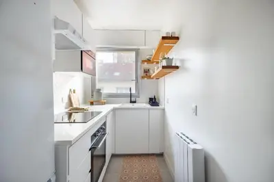 Cuisine ou kitchenette dans l'établissement GASPAR - Joli nid douillet proche de Paris avec balcon