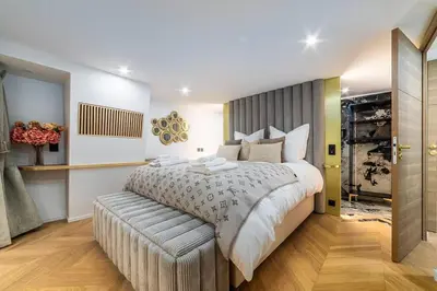 Un ou plusieurs lits dans un hébergement de l'établissement B Luxe Triplex, Cinema Near Place des Vosges AC