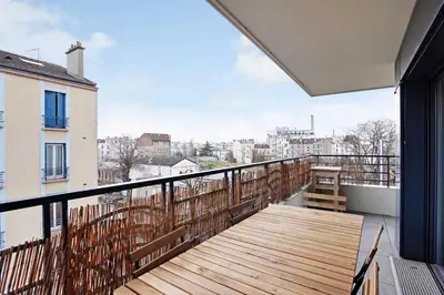 Balcon ou terrasse dans l'établissement Sumptuous 3BR-6P Apartment with terrace-Near Paris