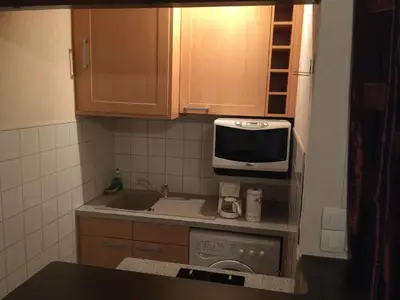 Cuisine ou kitchenette dans l'établissement Appartement Design Champ de Mars, 2 piéces Quartier Tour Eiffel