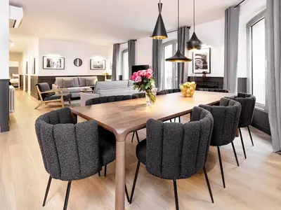 Coin salon dans l'établissement LivinParis - Luxury AC 3 Bedrooms Opera III