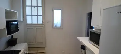 Cuisine ou kitchenette dans l'établissement Appartement calme aux abords de Paris, Seine