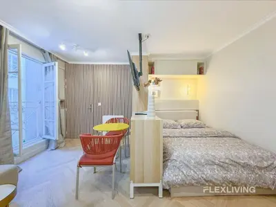 Plan de l'établissement Luxury Studio in city center