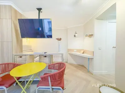 Plan de l'établissement Luxury Studio in city center