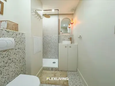 Plan de l'établissement Luxury Studio in city center