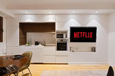 Plan de l'établissement Appartement Quartier Arc de Triomphe 4 Free Netflix