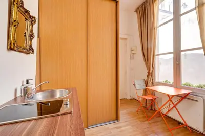 Plan de l'établissement Small Luxurious Room in the heart of Saint Germain