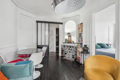 Coin salon dans l'établissement Authentique appartement 4 personnes by Weekome