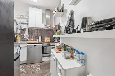 Cuisine ou kitchenette dans l'établissement Authentique appartement 4 personnes by Weekome