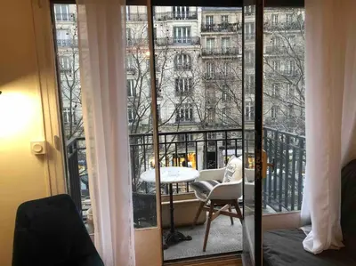 Balcon ou terrasse dans l'établissement Grand appartement proche métro