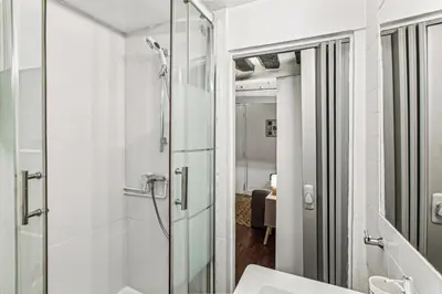 Salle de bains dans l'établissement Place de la Concorde - Palais Royal