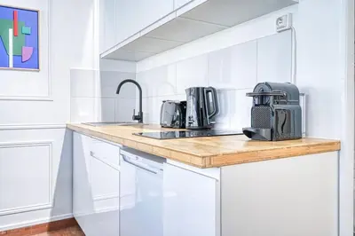 Cuisine ou kitchenette dans l'établissement Apartment 4Pers - Montparnasse/St Germain