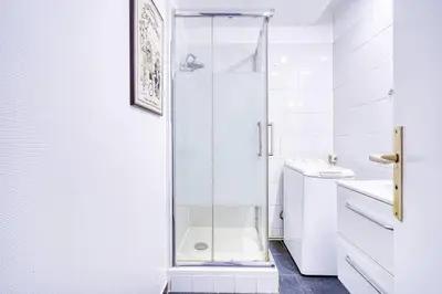 Salle de bains dans l'établissement Apartment 4Pers - Montparnasse/St Germain