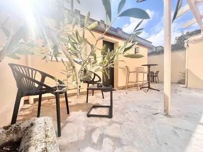 Terrasse ou espace extérieur de l'établissement Appartement Chic au calme