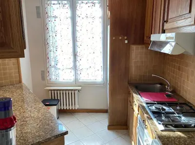 Cuisine ou kitchenette dans l'établissement Christina : A deux pas de la Tour Eiffel
