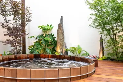 Jardin de l'établissement Studio Garnier